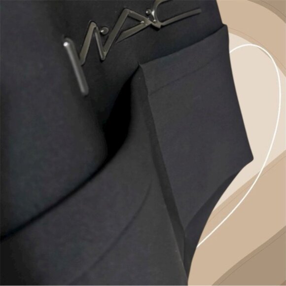 MAC Cosmetics Bag - Picture 2 of 3